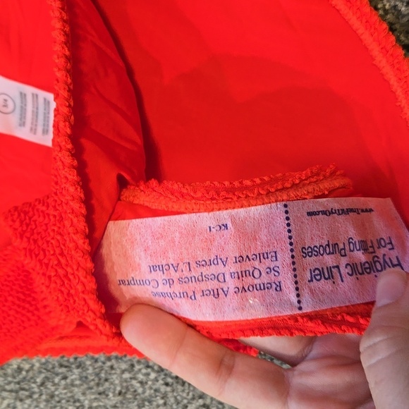 NWT Good American Women Always Fits Bright Poppy Bottom Swim 3/4 L/XL - Picture 7 of 10